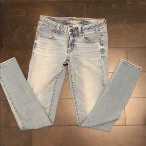American Eagle skinny jeans